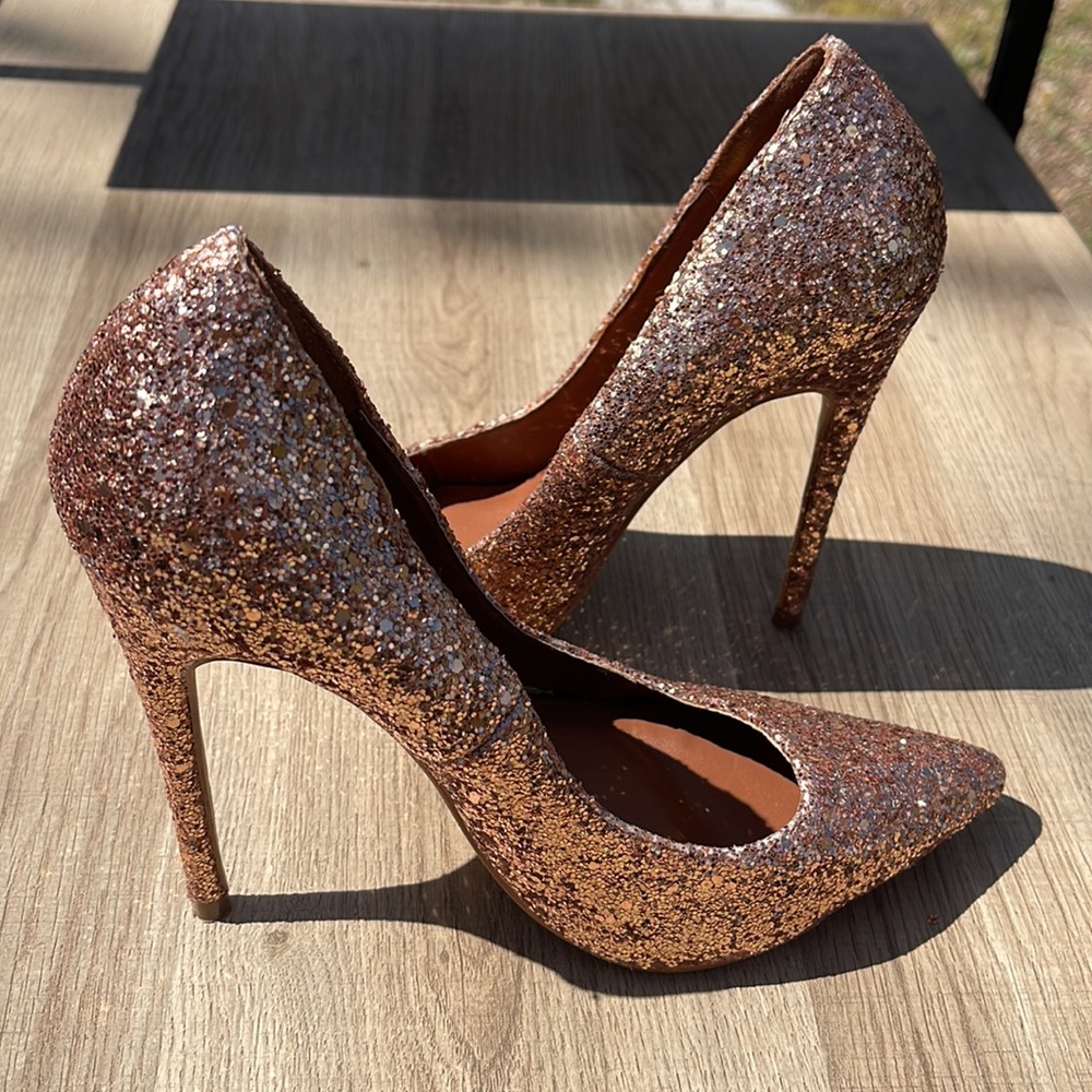 Fashion Nova Hotchic Glitter Rose Gold Heel Size 6